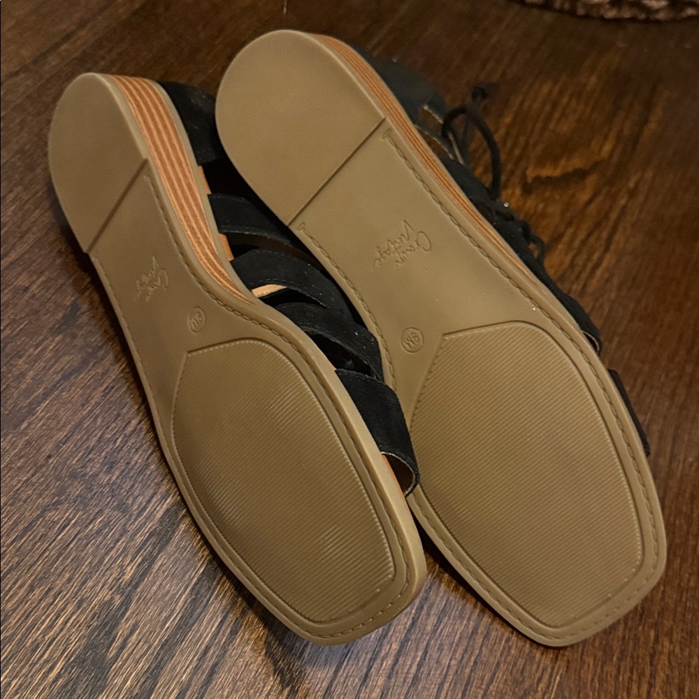 Crown Vintage Black Strappy Sandals - Picture 6 of 12